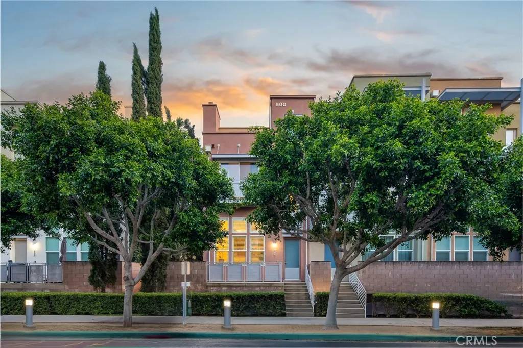 516 E Jeanette Lane, Santa Ana, CA 92705