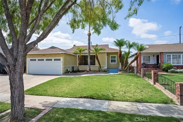 Lakewood, CA 90712,2922 Yearling Street