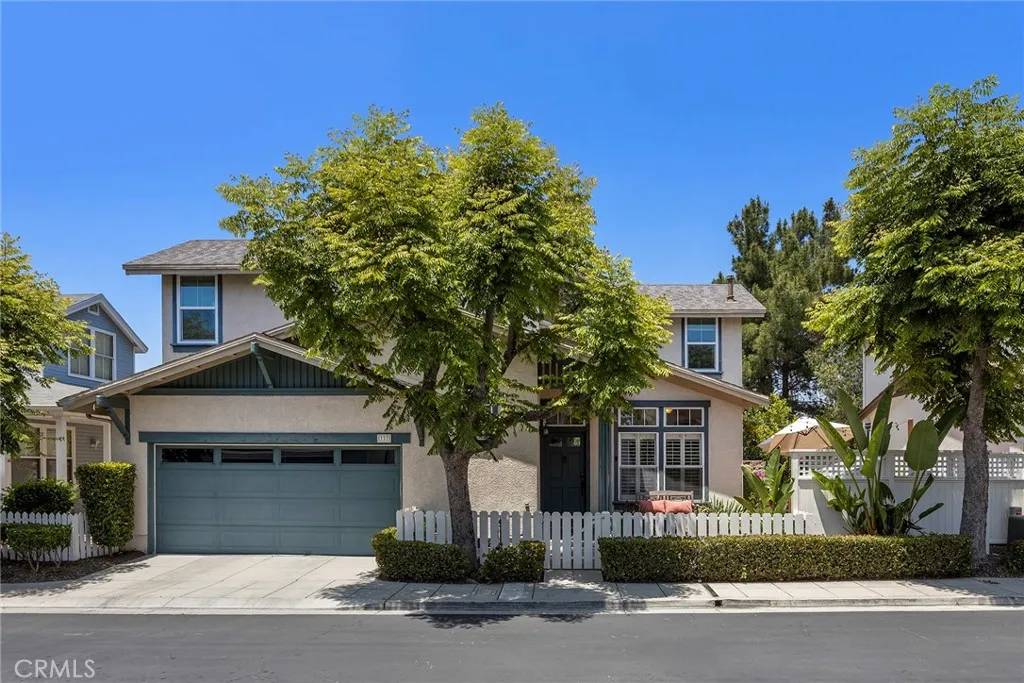 337 Honeysuckle Ln, Brea, CA 92821