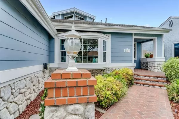 Lakewood, CA 90712,5127 Verdura Avenue