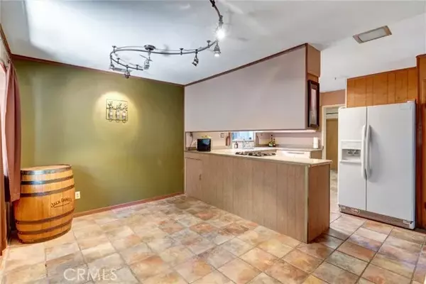 Crestline, CA 92325,22595 Waters Drive