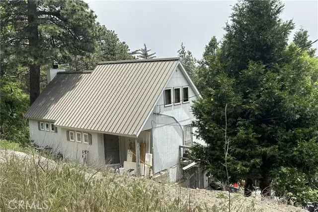22095 Elliott, Cedarpines Park, CA 92322