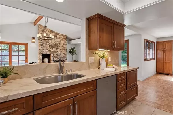 Rossmoor, CA 90720,11261 Wallingsford Road