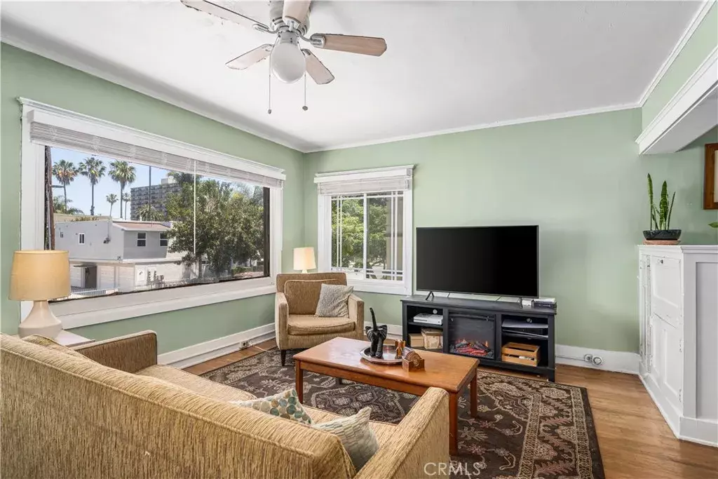 Long Beach, CA 90813,218 W 9th Street