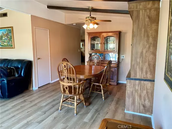 Placentia, CA 92870,320 Lakepark