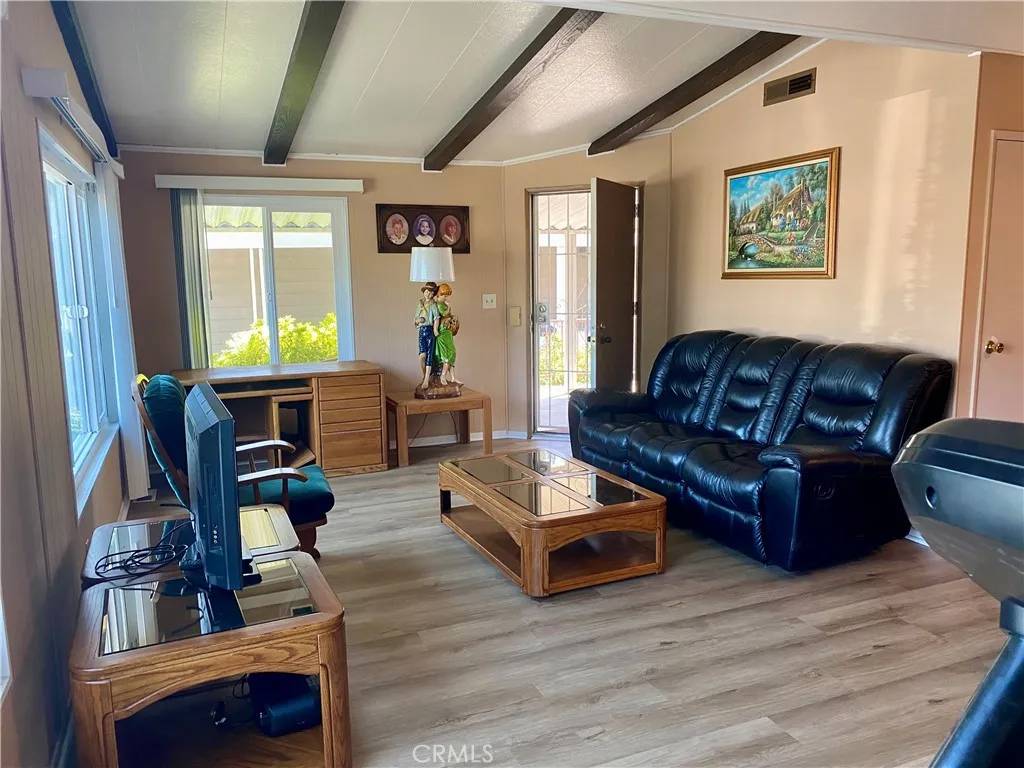 320 Lakepark, Placentia, CA 92870