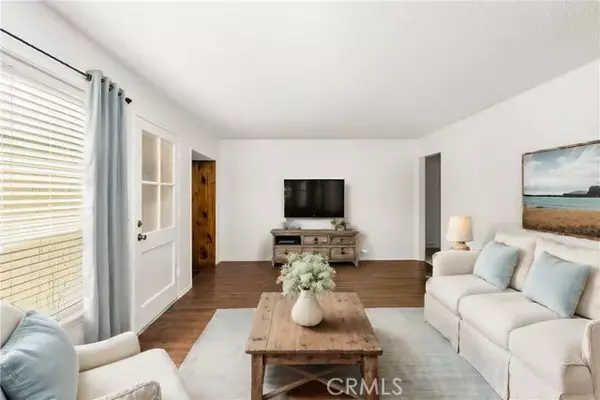 Lakewood, CA 90715,21112 Hawaiian Ave