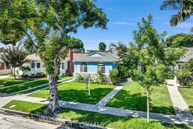 10427 Annetta Avenue, South Gate, CA 90280