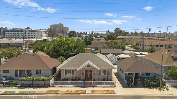 Los Angeles, CA 90031,2922 Darwin Avenue