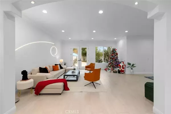 Fountain Valley, CA 92708,18648 Cedar Cir