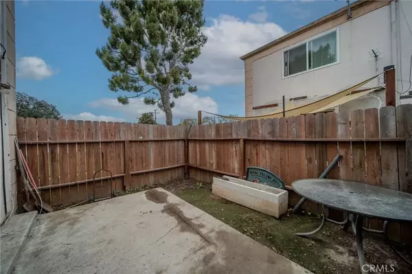 Santa Ana, CA 92701,1001 E Camile Street #H1