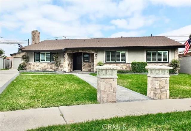 6961 Paula Circle, Huntington Beach, CA 92647