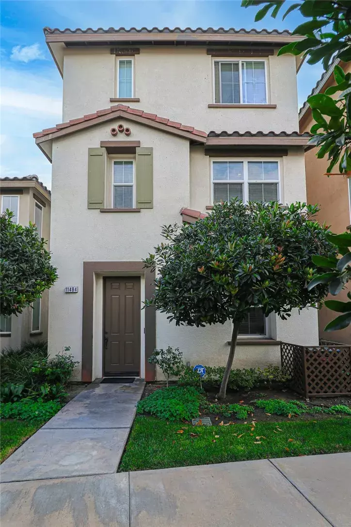 Stanton, CA 90680,11484 Toscana Circle