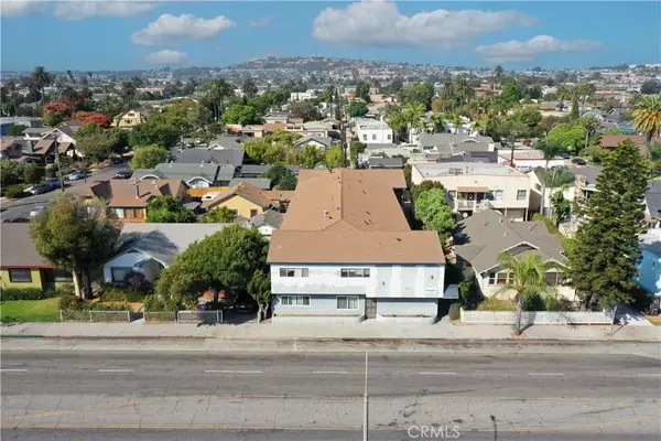 Long Beach, CA 90804,2521 E 7th Street