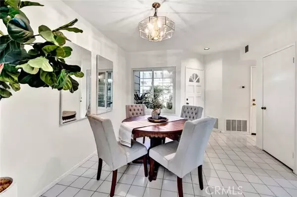 Tustin, CA 92782,2186 Avocado Drive