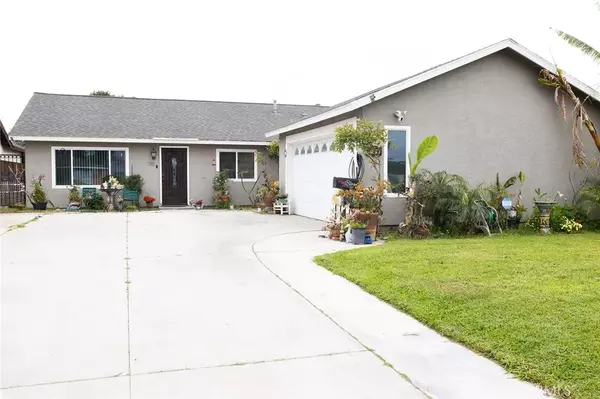 1710 W Civic Center Drive, Santa Ana, CA 92703