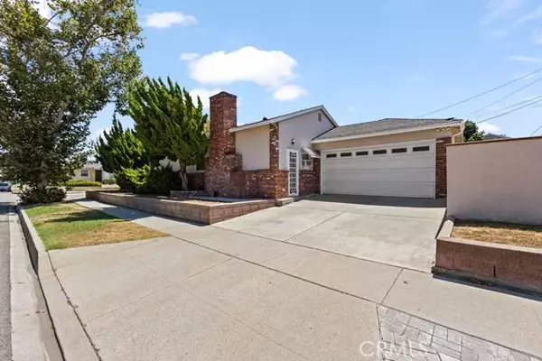Lakewood, CA 90713,4459 Canehill Avenue