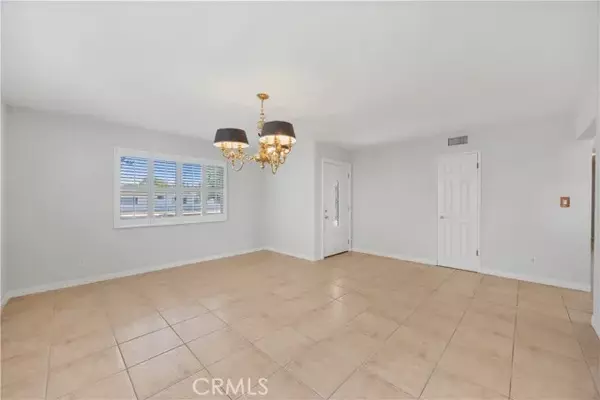 West Hills, CA 91307,23843 Kittridge Street