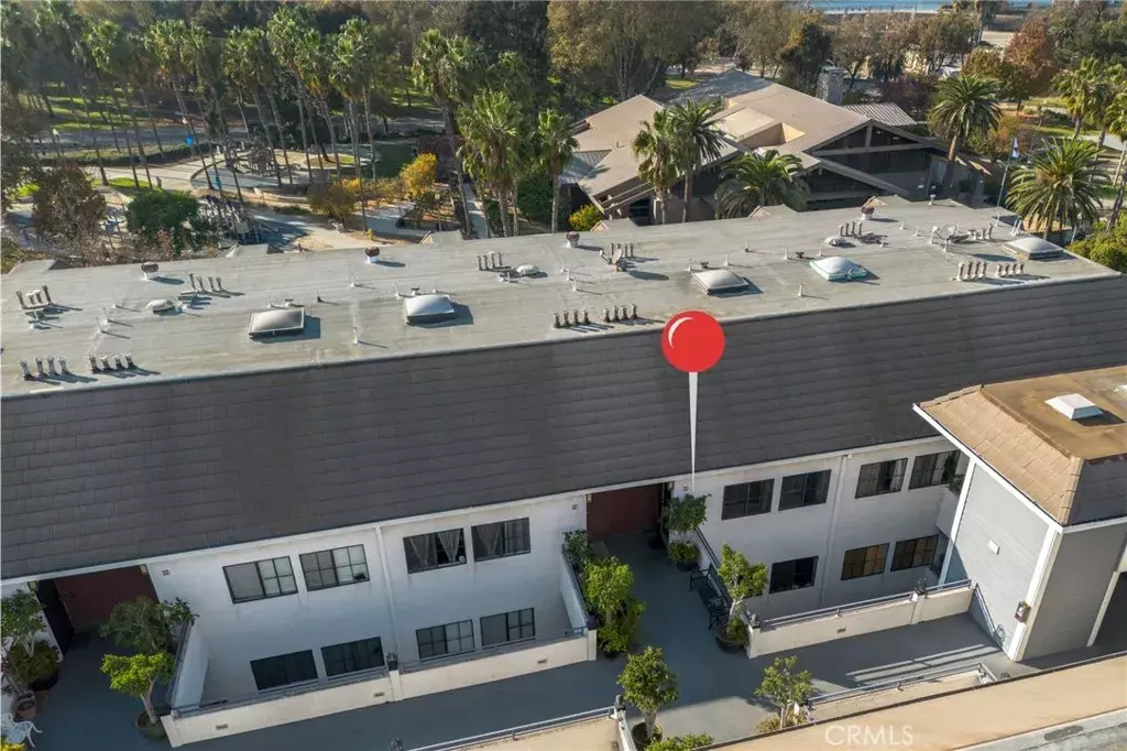 Long Beach, CA 90802,730 W 4th Street Street #418