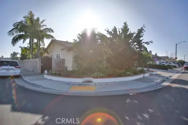 Fountain Valley, CA 92708,9472 Grackle Avenue