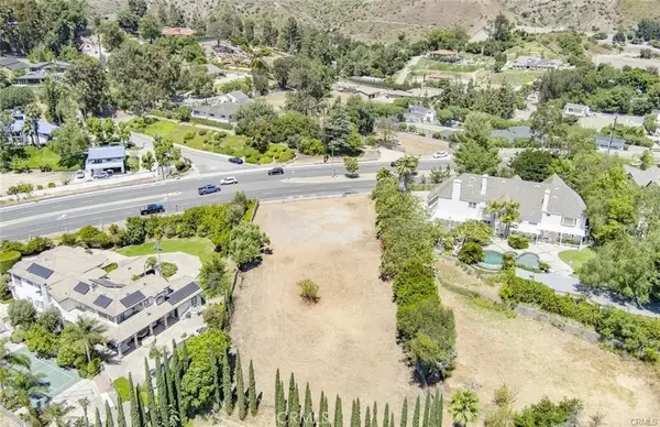 Orange, CA 92869,20616 E Santiago Canyon