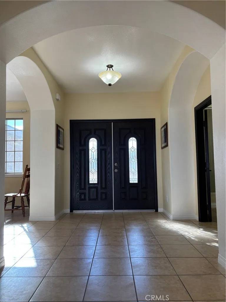 Phelan, CA 92371,9392 Valencia Street