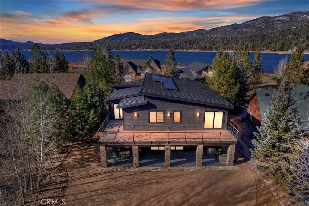 Big Bear Lake, CA 92315,361 Meadow Circle North