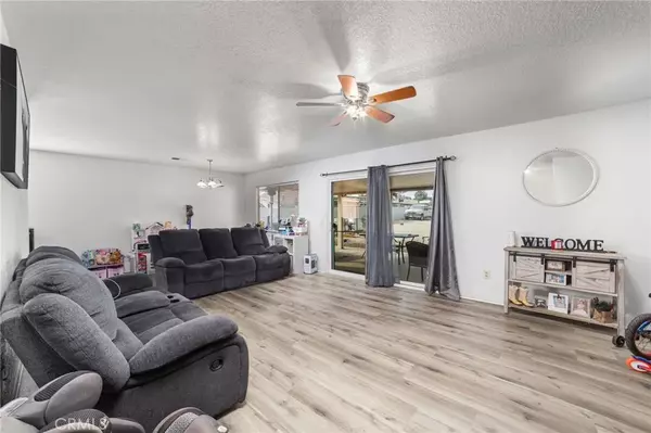 Norco, CA 92860,4040 Sierra Avenue