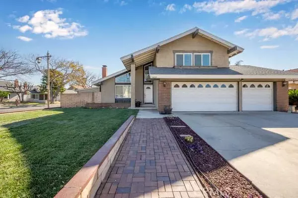 6074 E Camino Manzano, Anaheim Hills, CA 92807