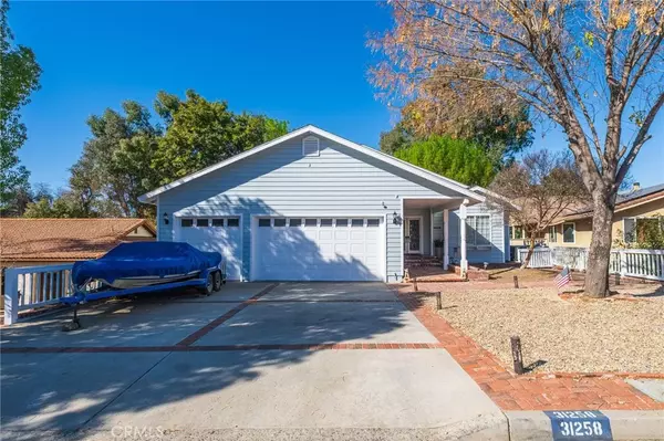 31258 Emperor Drive, Canyon Lake, CA 92587