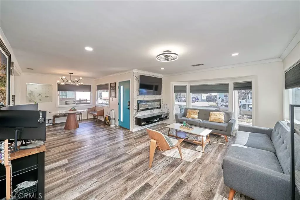 Lakewood, CA 90713,4639 Briercrest Avenue