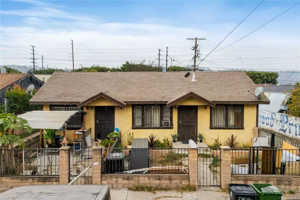 Los Angeles, CA 90065,634 Romulo Street