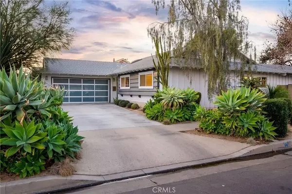 1363 E 21st Street, Santa Ana, CA 92705