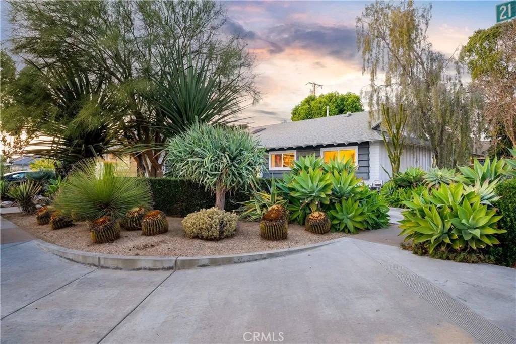 Santa Ana, CA 92705,1363 E 21st Street