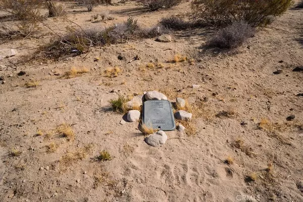 Joshua Tree, CA 92252,6981 Alturas Dr.