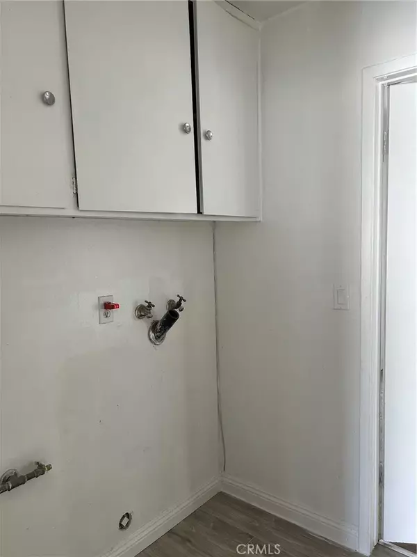 Lakewood, CA 90712,2140 Dashwood Street