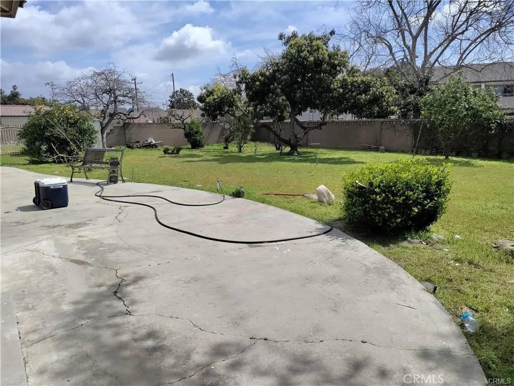 Westminster, CA 92683,7072 PRUCE