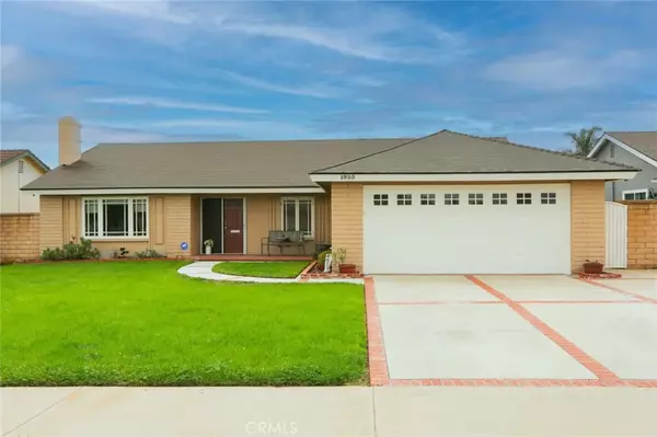 Placentia, CA 92870,1925 Frederick St