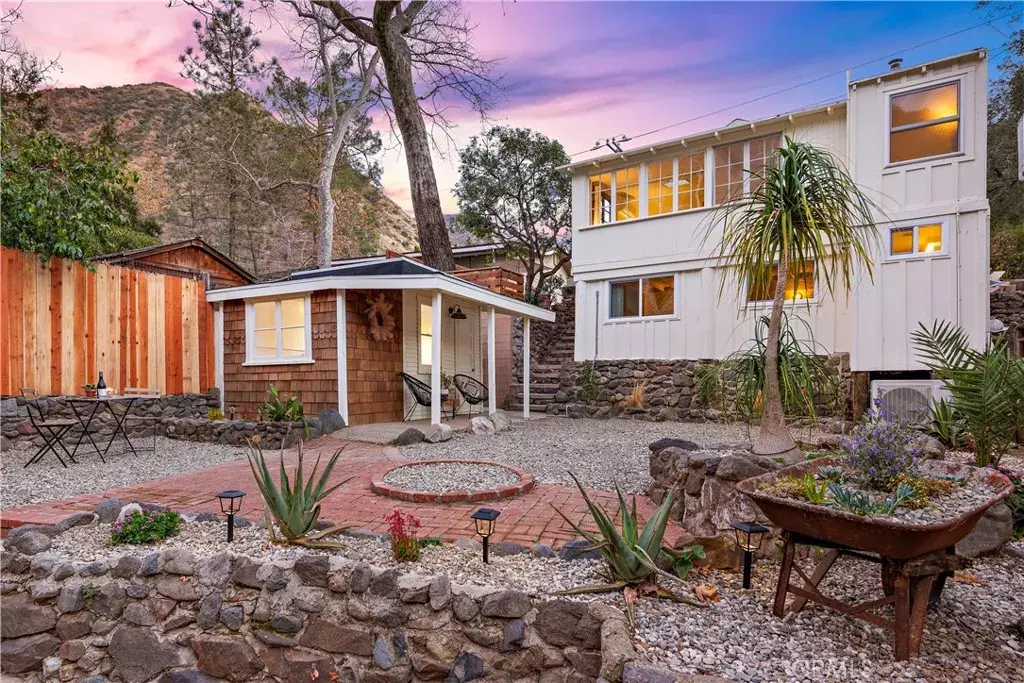 Silverado Canyon, CA 92676,29235 Hazel Bell Drive