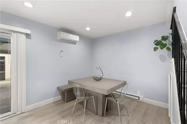 Santa Ana, CA 92707,3041 S Sycamore Street #D