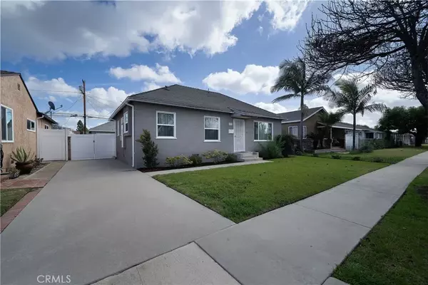 Lakewood, CA 90713,6022 Adenmoor Avenue