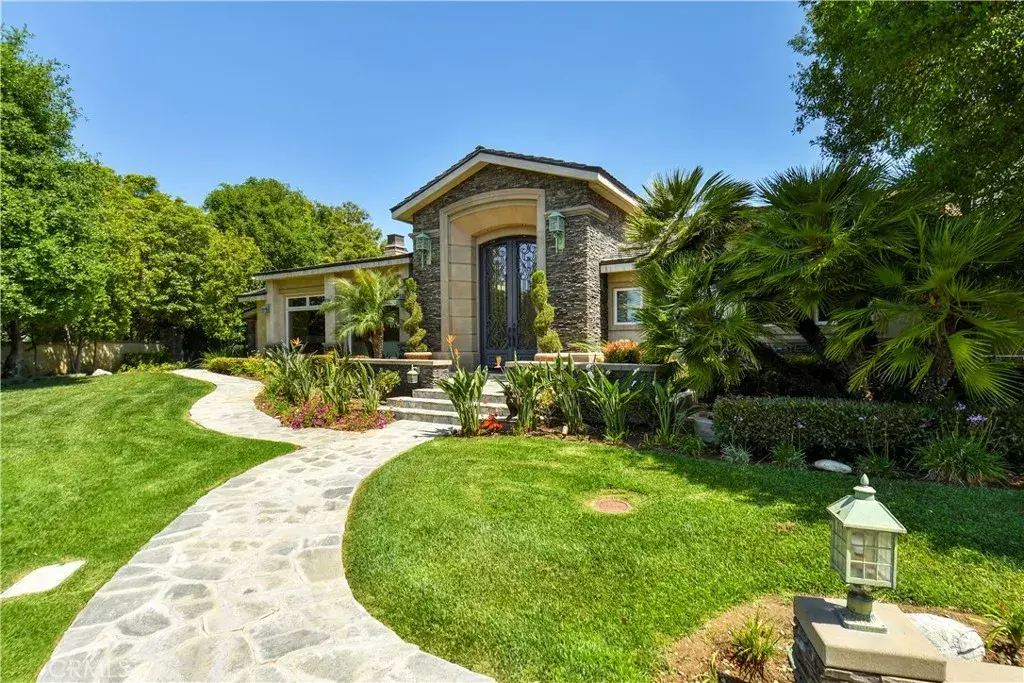 La Habra Heights, CA 90631,1422 Bella Vista Drive