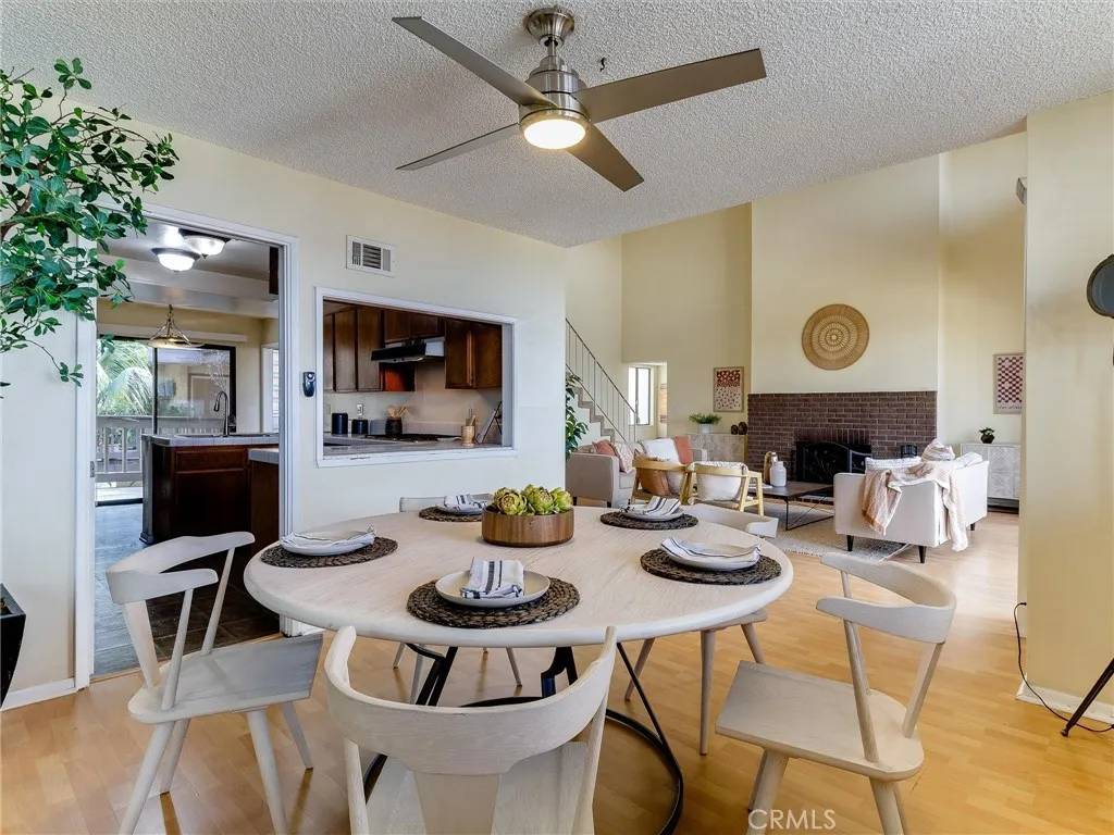 1923 Molino Avenue #303, Signal Hill, CA 90755