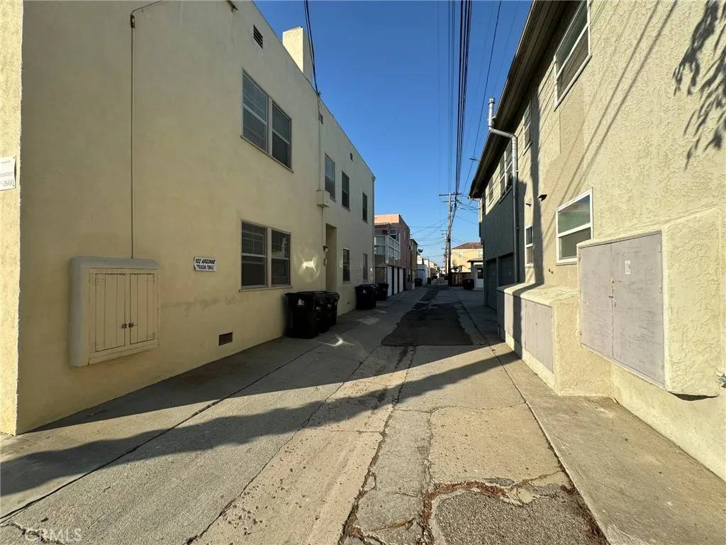 Long Beach, CA 90803,102 Argonne Avenue