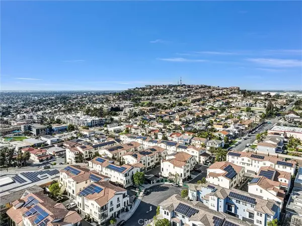 Signal Hill, CA 90755,1895 Orizaba Avenue #106