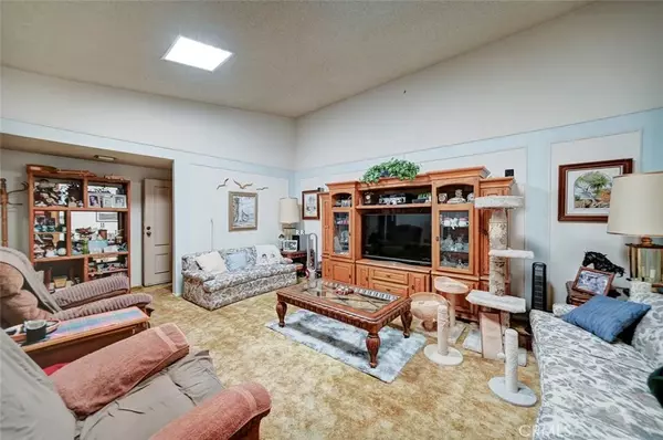 La Mirada, CA 90638,13556 La Jolla Circle #208H