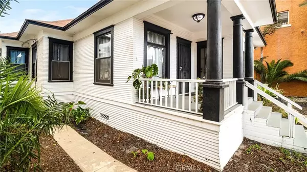 Long Beach, CA 90802,237 W 6th Street