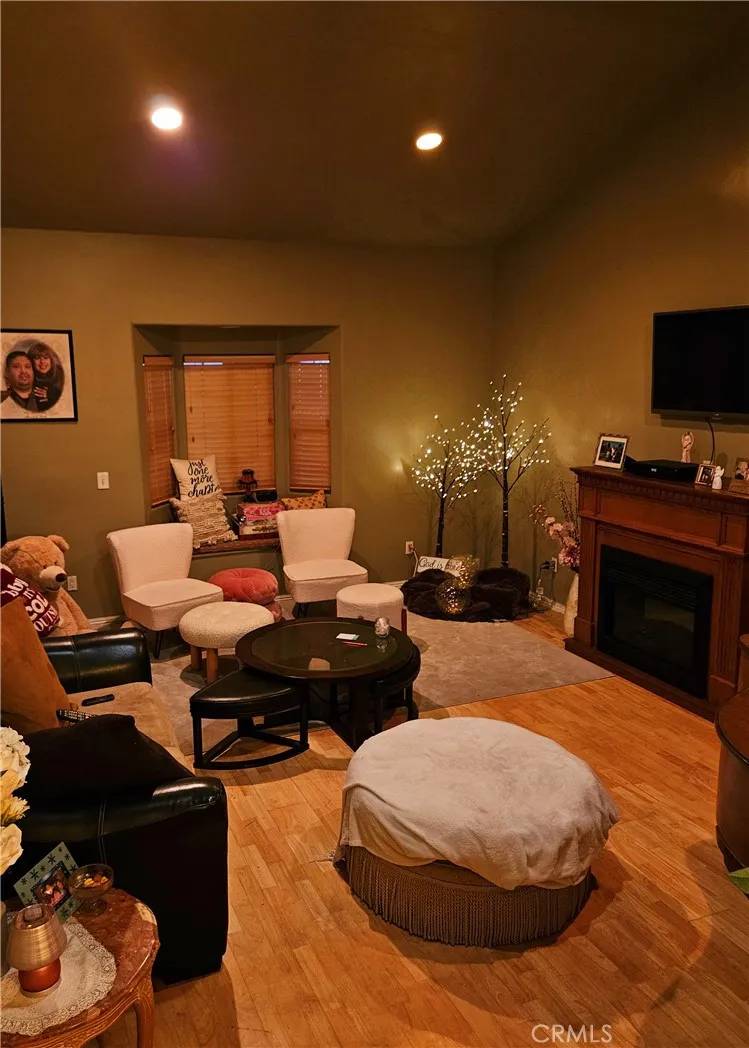 Pico Rivera, CA 90660,3602 Greenglade Avenue