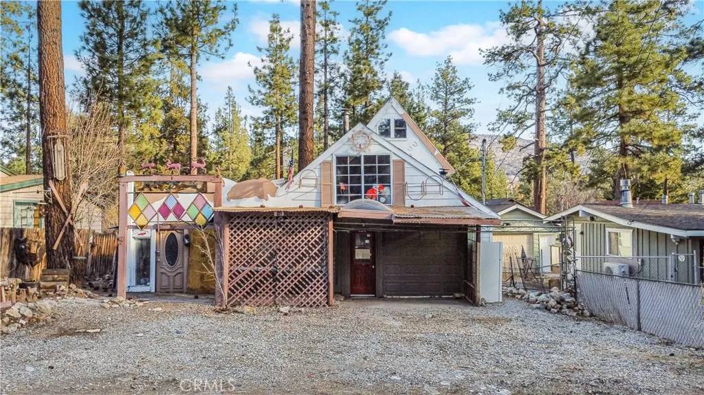 321 E Country Club Boulevard, Big Bear City, CA 92314