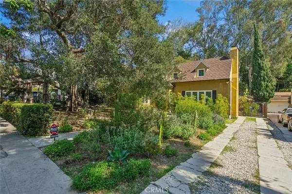 Los Angeles, CA 90027,2016 N Hobart Boulevard